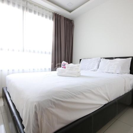 Arcadia Waters Condo Resort Pattaya Exterior photo