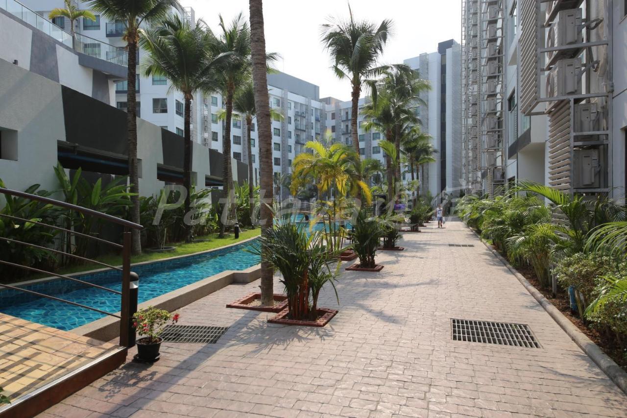 Arcadia Waters Condo Resort Pattaya Exterior photo